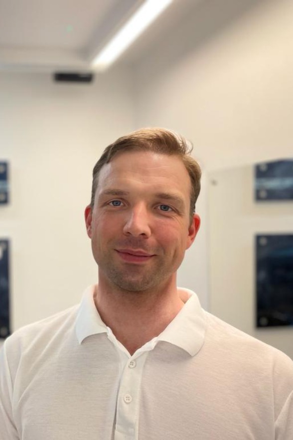 Dr. Sebastian Räcke ist Zahnarzt in Bremen